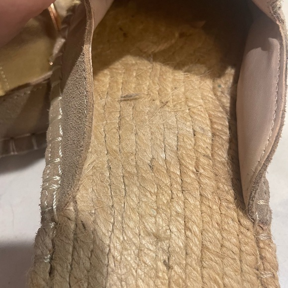 Hand Made Slip on Tan & Cream Mule Espadrille Loafers Size 7 Like New! - Picture 9 of 9